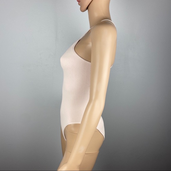 NEW FREE PEOPLE FP MOVEMENT REVOLVE PINK BODYSUIT - Picture 7 of 10